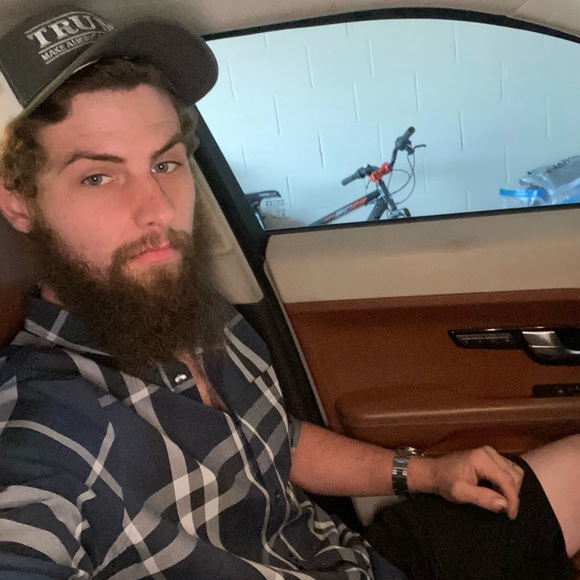 Meet your Posher, Joseph - Picture 5 of 8